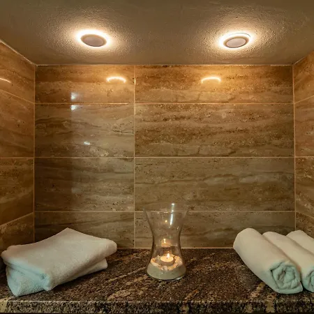 Jana - Wellness Gasthuis 3*